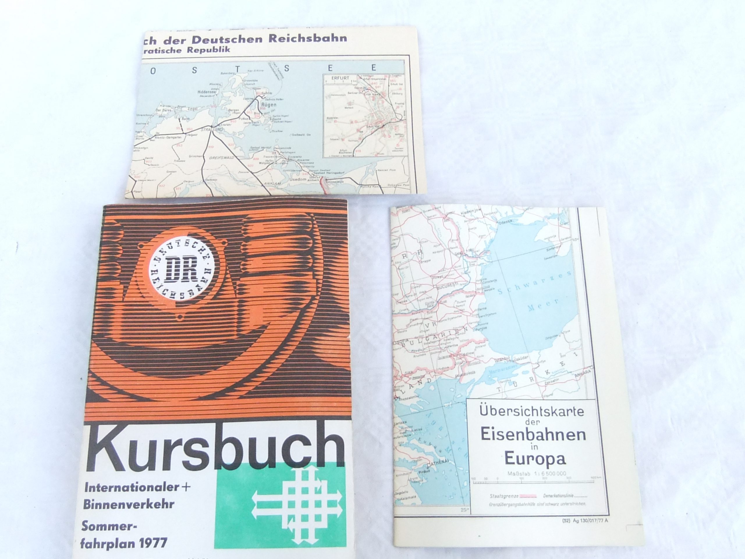 Kursbuch DR Binnen-und Internationaler Verkehr 1977 Sommerfahrplan