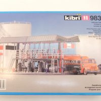 Kibri HO BS Öllager Tankstelle mit LKW