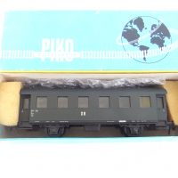 Piko/Prefo HO 2-achs. Personenwagen Bi33 DR Ep.III