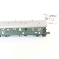 Fleischmann N-Spur 2-achs. Durchgangswagen (´Donnerbüchse´) 2. Klasse Gattung/Bauart Bi-28