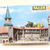 Faller N-Spur BS Altstadt Mauer Set