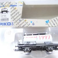 PIKO HO 95802-97  Jahres-Kesselwagen 1997  2-achsig