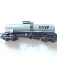 Roco N-Spur 4-achs. Kesselwagen “BASF”