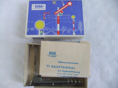 BTTB/Siba TT Formhauptsignal 2-flüglig mit Zugbeeinflussung