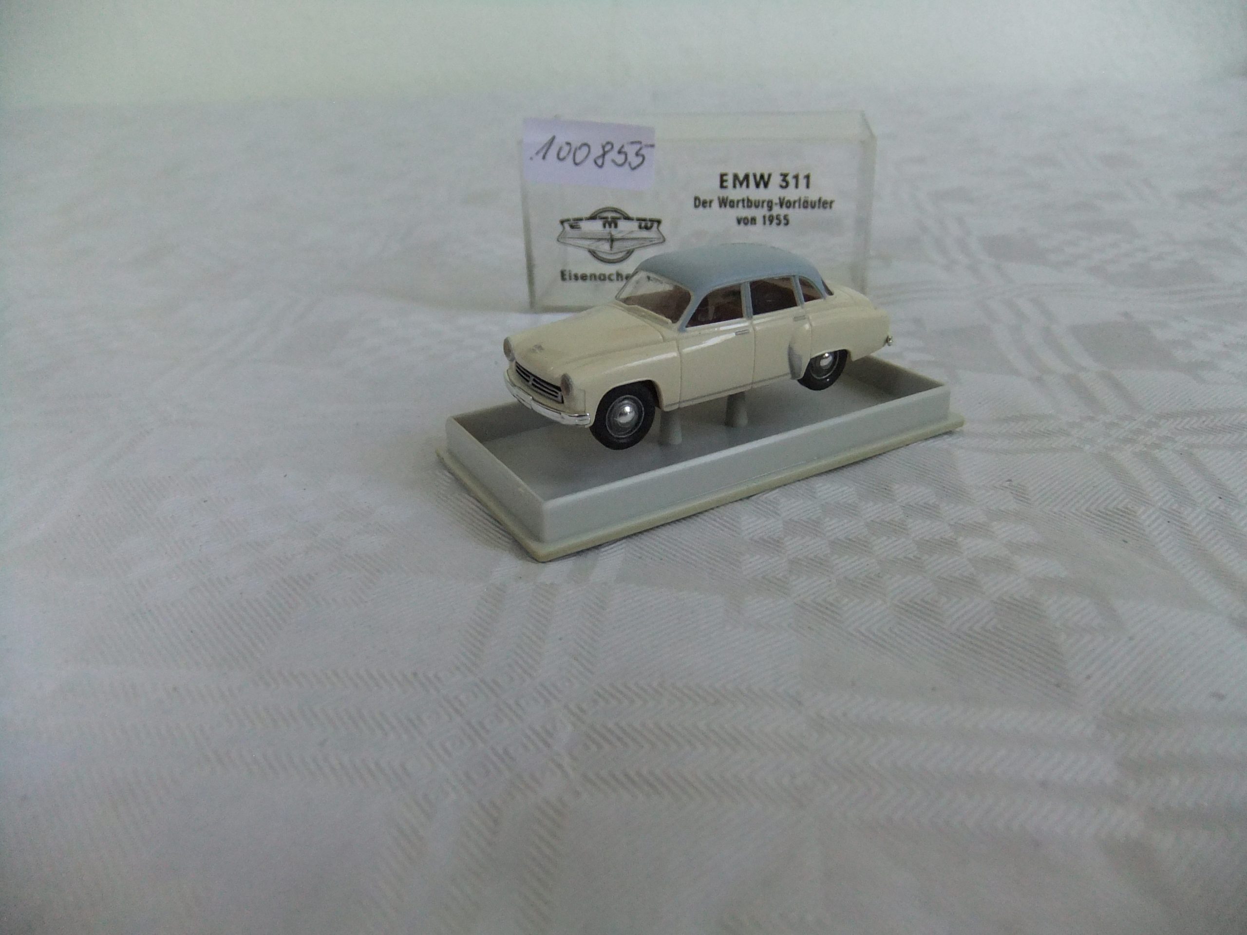 Brekina HO Wartburg/ EMW 311 – Bild 2