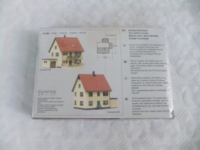 Faller HO 262  Zweifamilienhaus – Bild 2