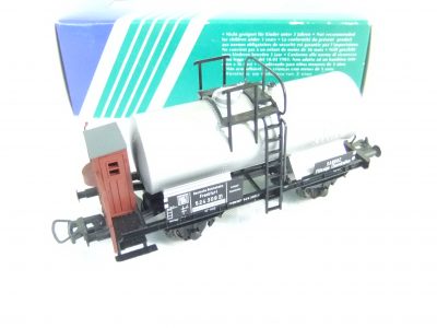 Sachsenmodelle/Tillig 76377 HO 2-achs.Kesselwagen "Sandoz" DRG – Bild 2