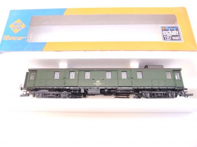 Roco 44556 HO Eilzug-Gepäckwagen  DB Ep.IV
