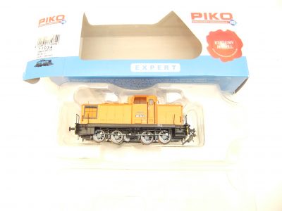 Piko 71034 HO Di-Lok BR 106 134-0 DR Ep.IV Sondermodell "Modellbahshop Sebnitz"