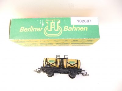 BTTB TT 2-achs. Weinfasswagen "C.W.F.B."  SNCF