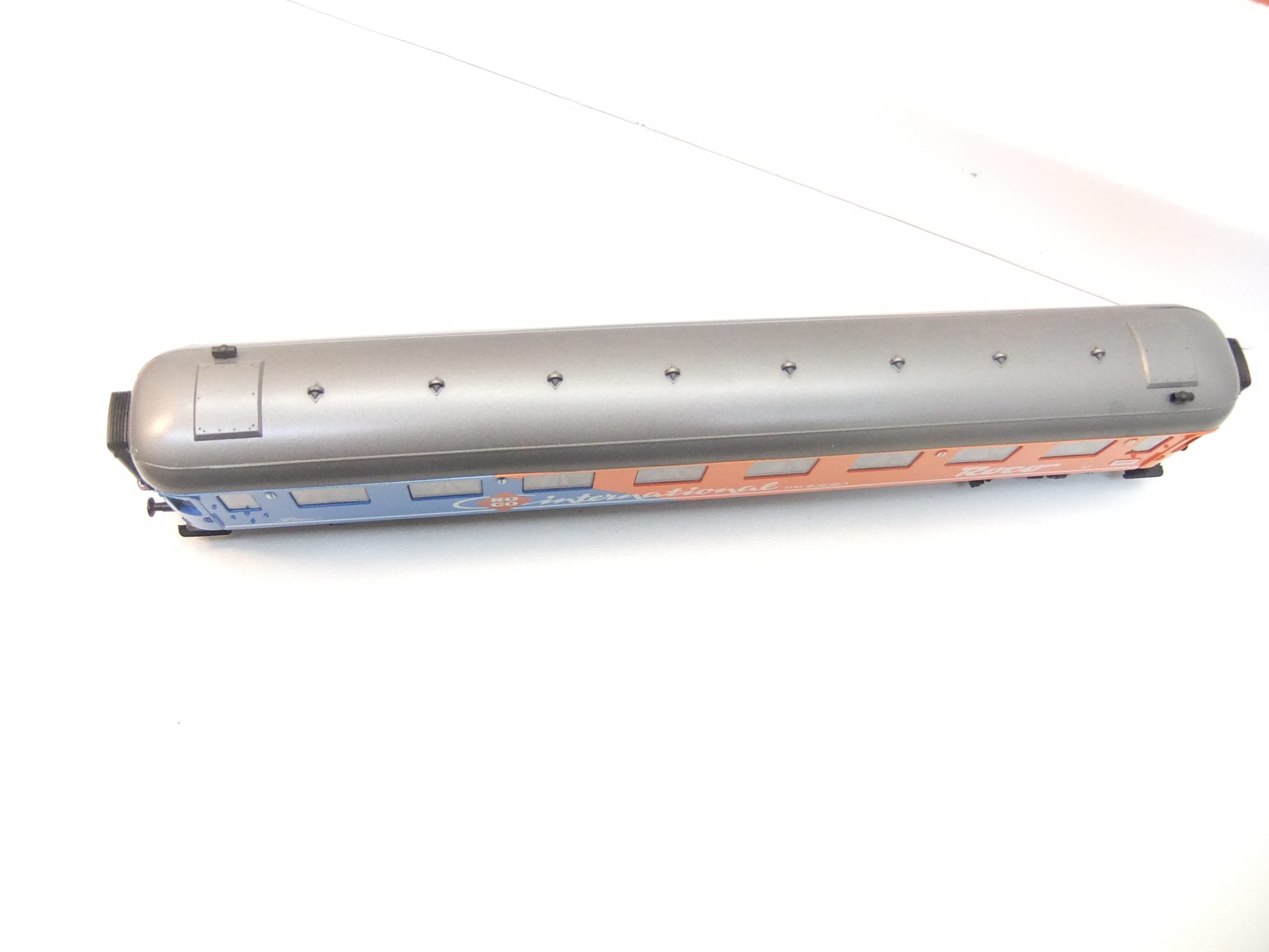 Roco 4218B HO 4-achs. D-Zugwagen 1.Kl. der NS (Sondermodell 25 Jahre Roco) – Bild 3