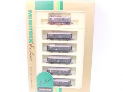 Minitrix 1018 N-Spur Zug-Set ´Reichsbahn Reisezug´ mit E-Lok E 36 DRG