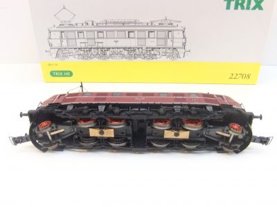 Trix 22708 HO  E-Lok BR E19 11 DRG – Bild 5