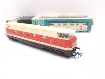 Piko/Gützold HO BR 118 059-5 DR Ep.IV  Vollsichtkanzel rot – Bild 3
