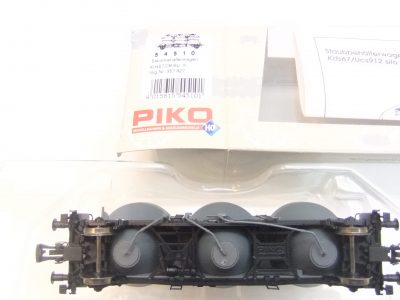 Piko 54510 HO 2-achs. Staubbehälterwagen DB Ep.III – Bild 2