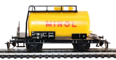 Zeuke/BTTB  TT  2-achs. Kesselwagen "Minol" DR