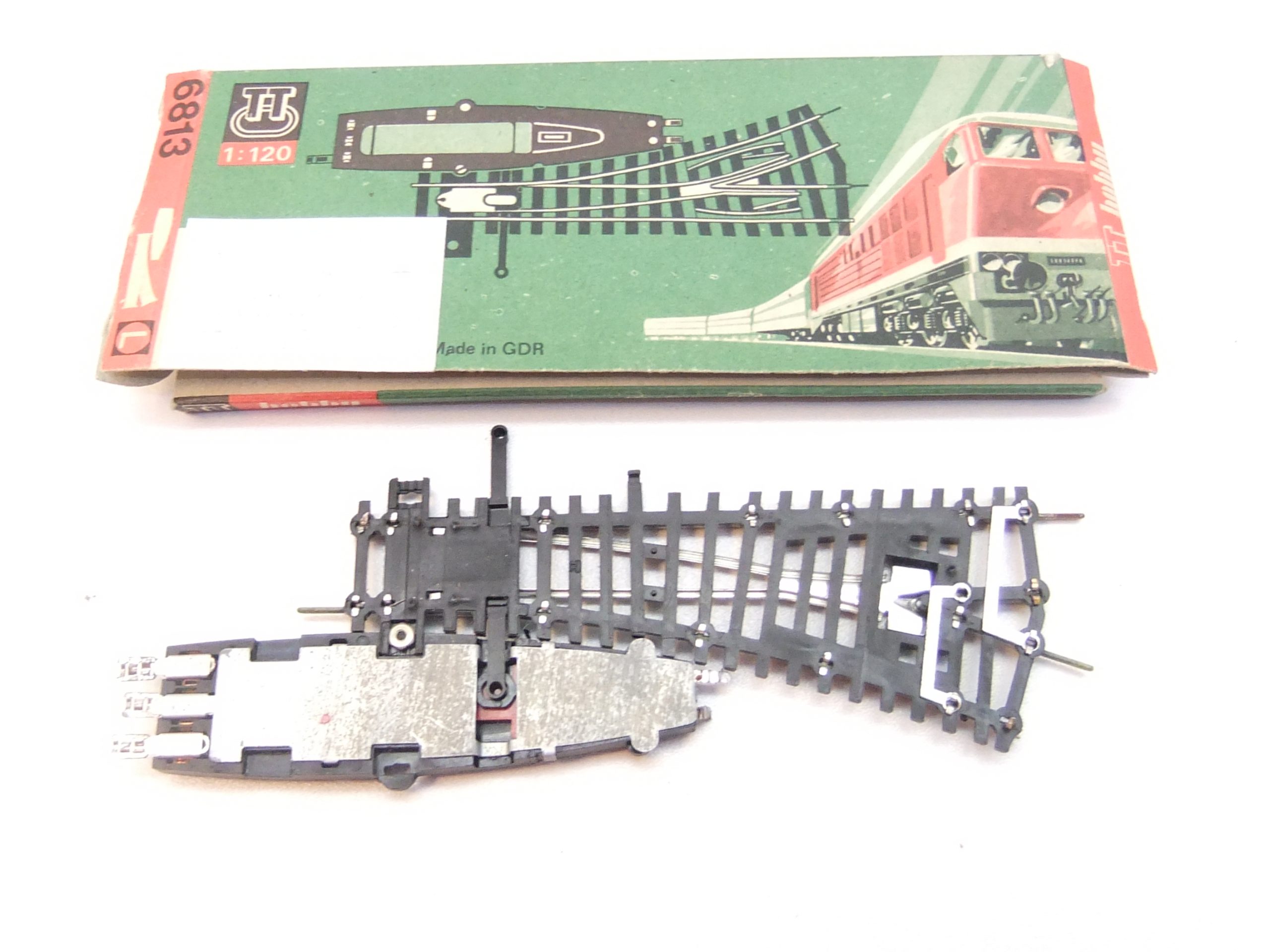 BTTB TT Weiche links mit Antrieb – Bild 2