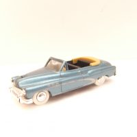 Praline 84703 HO Buick Skylark 1953 Cabrio  hellblau-metallic