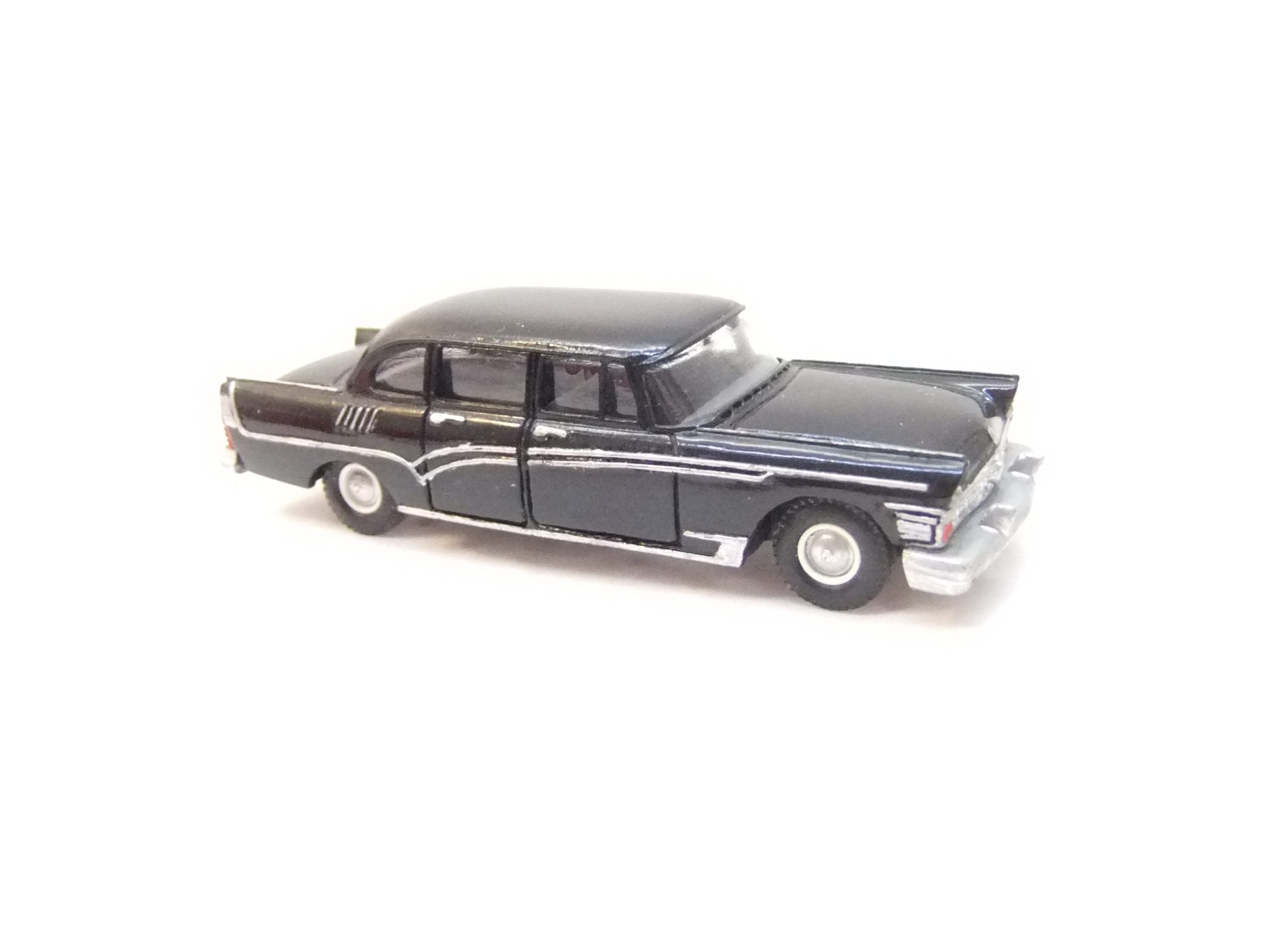 BOS HO PKW ZIL 111 Staatslimousine schwarz 1958 – Bild 2
