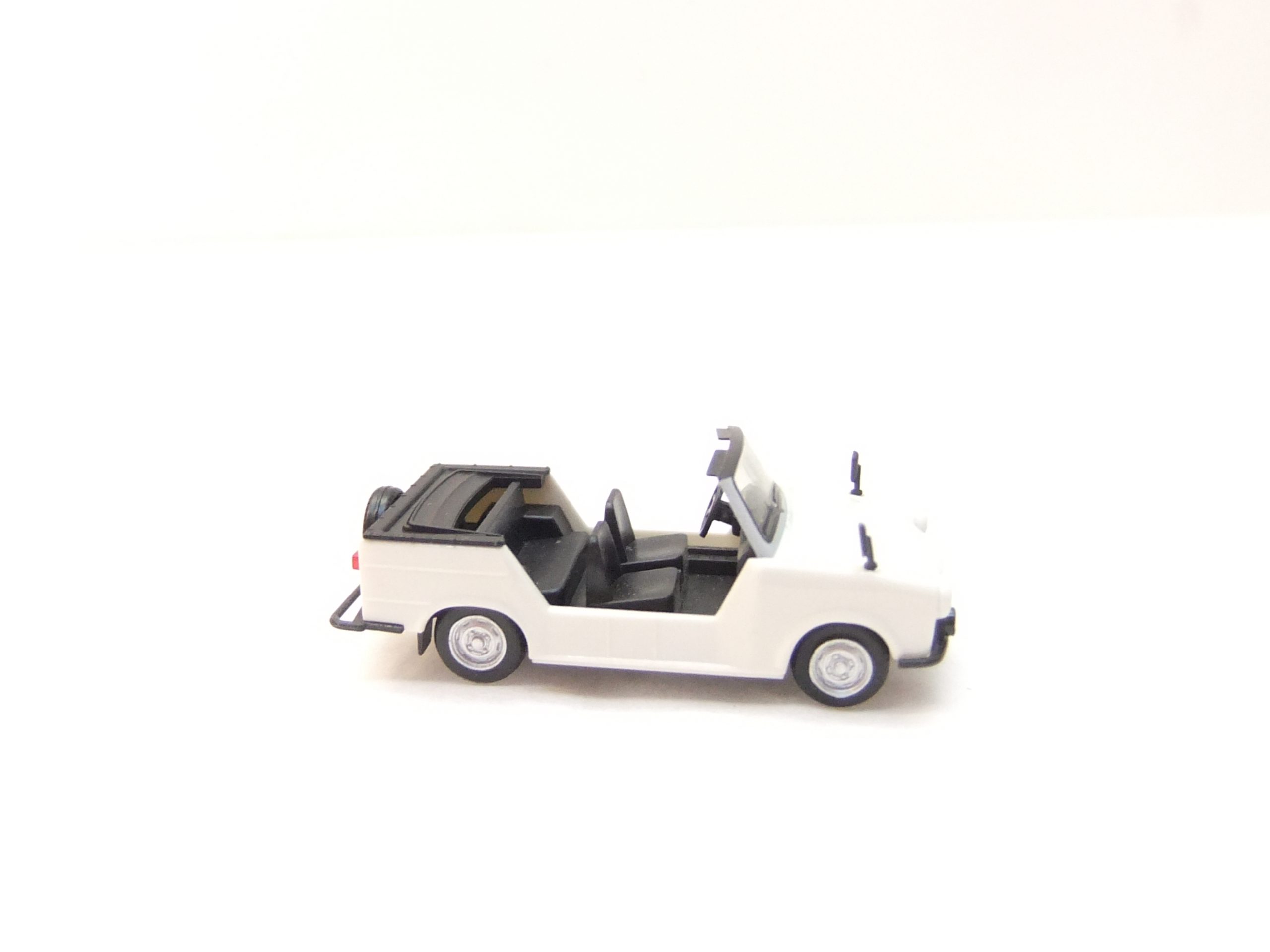 Herpa 024808 HO Trabant P601 Kübel – Bild 2