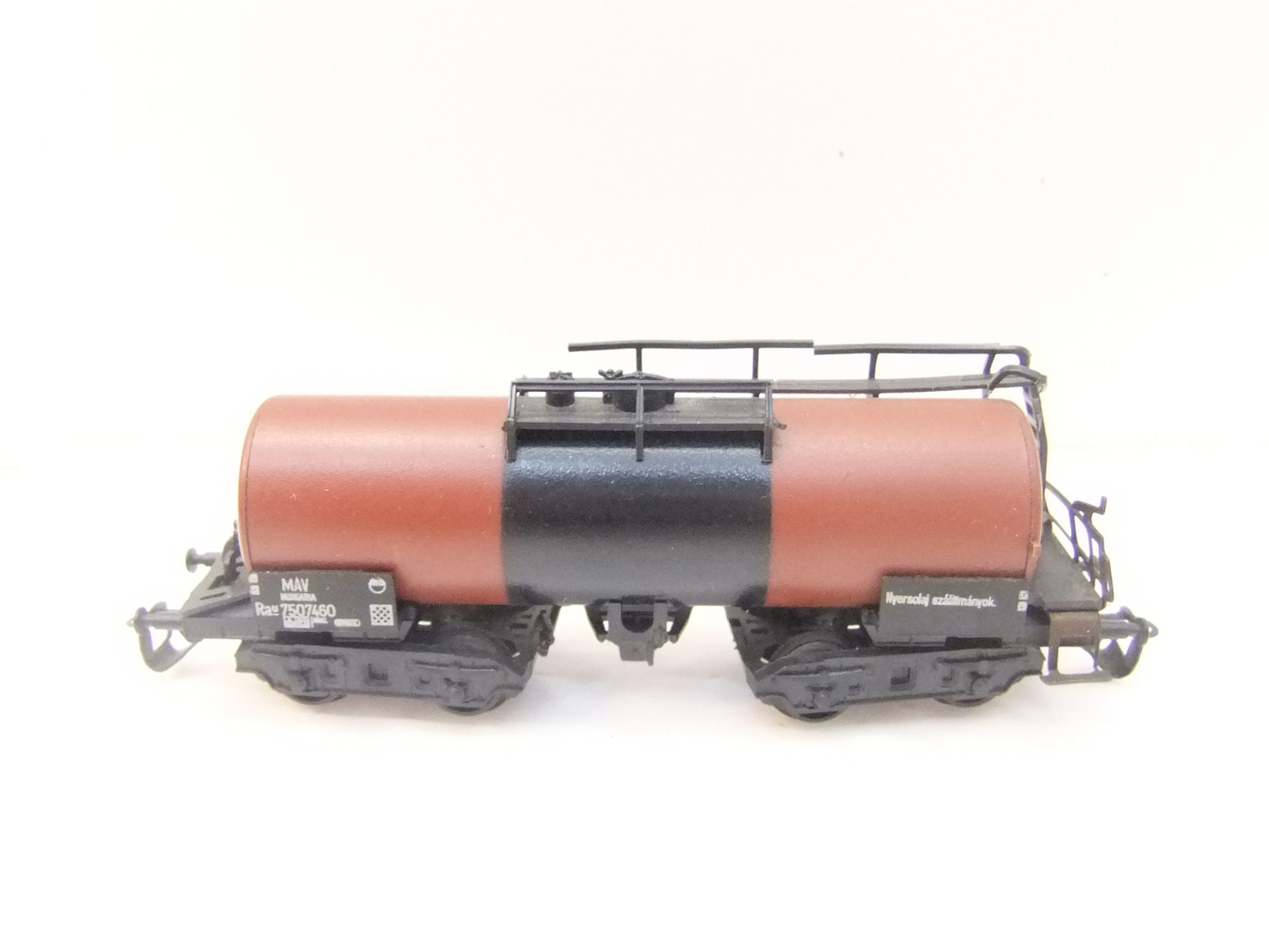 BTTB TT 2St. 4-achs. Kesselwagen Gasolin und MAV – Bild 4