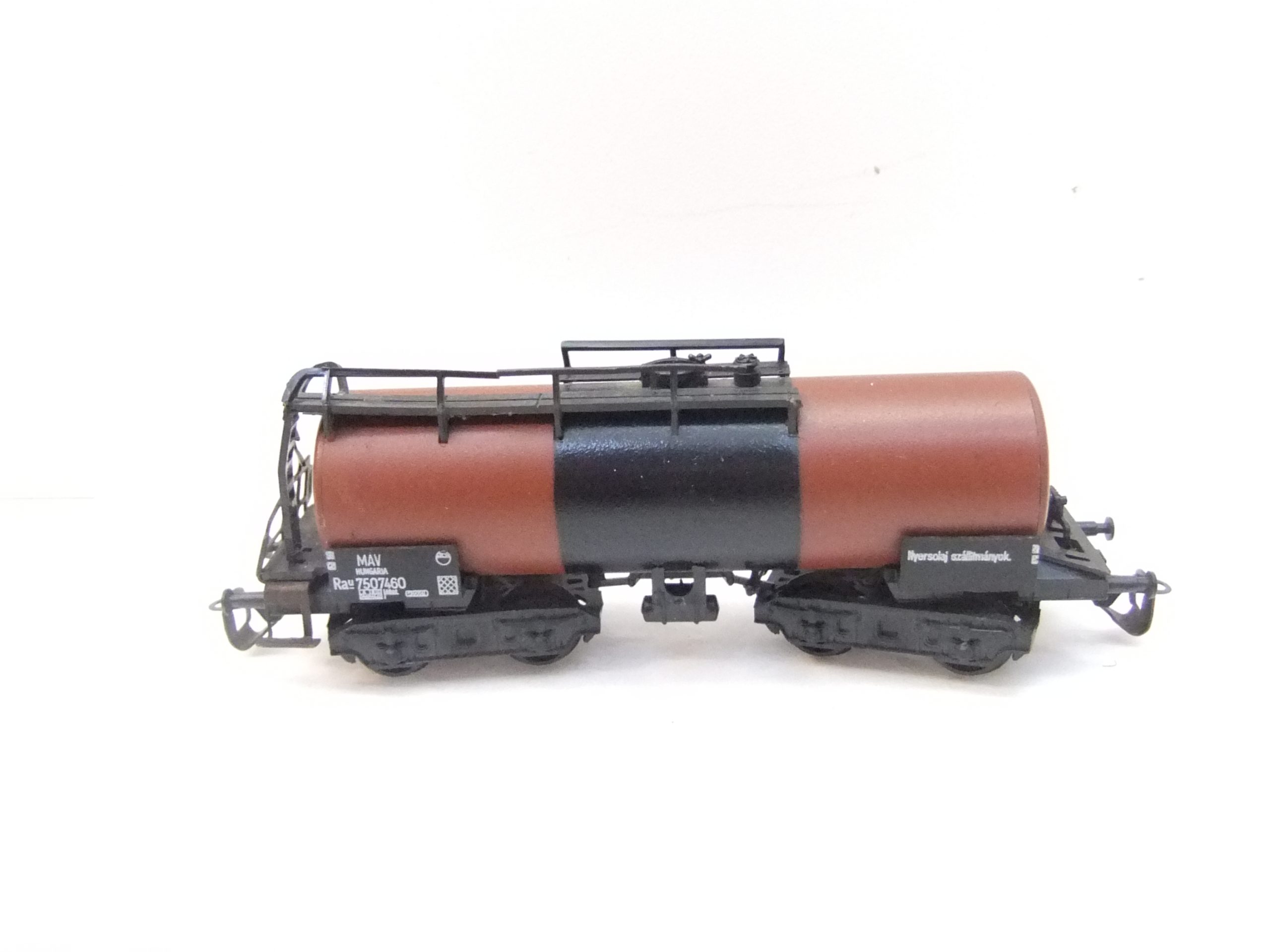 BTTB TT 2St. 4-achs. Kesselwagen Gasolin und MAV – Bild 5