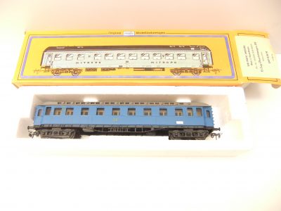 Piko/Schicht HO 4-achs.D-Zugwagen DR Ep.III (preuß.Bauart) blau