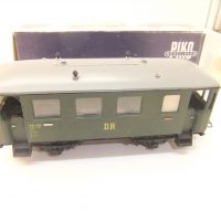 Piko HO Windberg-Aussichtswagen DR Ep.III