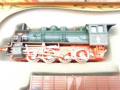 Piko HO Zugset KPEV Da-Lok BR G8`1 und drei Güterwagen – Bild 3