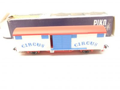 Piko HO 2-achs.Güterwagen Bauart Gbs DR Ep.IV "Circus"