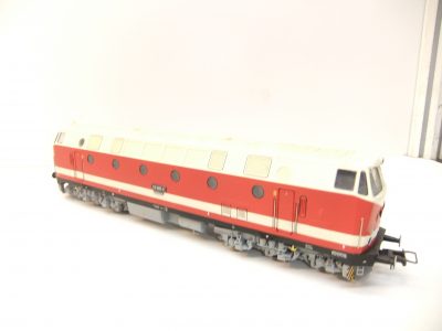 Brawa 0400 HO Di-Lok BR 119 DR Ep.IV – Bild 5