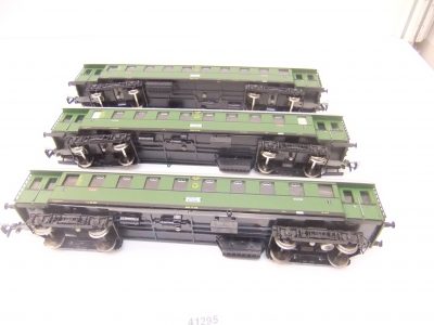 Piko/Schicht HO 3 St. 4-achs. Eilzugwagen DRG Ep.II  3.Kl. – Bild 5