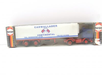 Herpa 801 222 HO  LKW  Volvo F12 CADWALLADER Koffer-Sattelzug