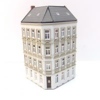 Auhagen 11398 HO  Eckhaus Schmidtstraße 25 Fertigmodell mit LED Beleuchtung