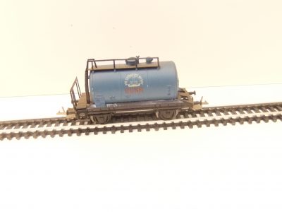 Zeuke/BTTB  TT  2-achs. Kesselwagen "BUNA" DR Ep.III