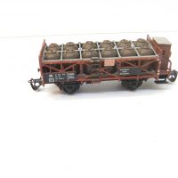 Zeuke/BTTB  TT 2-achs. Säuretopfwagen mit Bh  „Ladegut Salzsäure“ DR Ep.IV