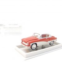 Brekina 27151 HO PKW Wartburg 311  Coupe  karminrot/elfenbein