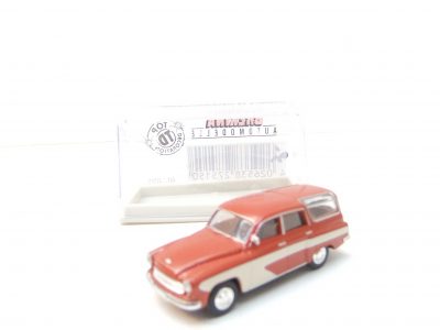 Brekina 271xx HO Wartburg 311  Camping  rot/weiß