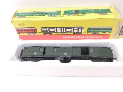 Piko/Schicht HO 4-achs. Gepäckwagen BauartPw4ü DR Ep.III