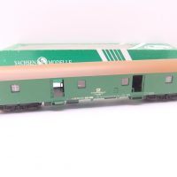 Sachsenmodelle 14321 HO 4-achs.Y Bahnpostwagen DB Ep.IV  „Deutsche Bundespost“ mit LED