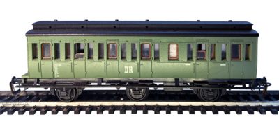 BTTB 13130 TT 3-achs. Abteilwagen DR Ep.III