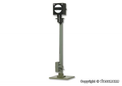 Viessmann 4517 HO  Form-Sperrsignal mit Flanschfuß