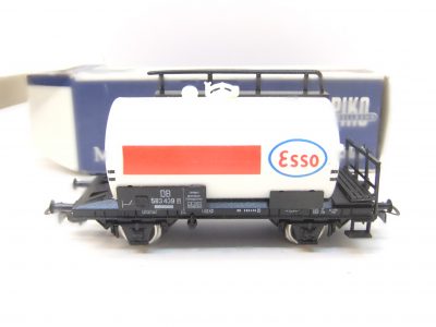 Piko HO 2-achsiger Kesselwagen DB  "ESSO"