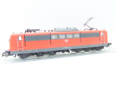 Roco 73402 HO E-Lok BR 151 DBAG Ep.VI – Bild 3