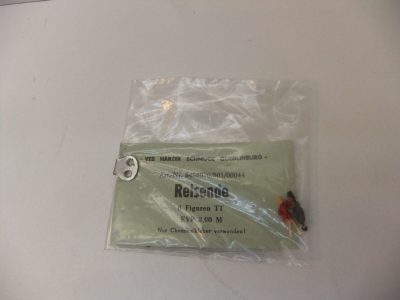 DDR Produktion TT  6 Figuren Reisende