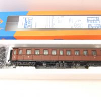 Roco 44218 HO 4-achs. Schnellzugwagen 3.Kl. der K.W.Sts.E.