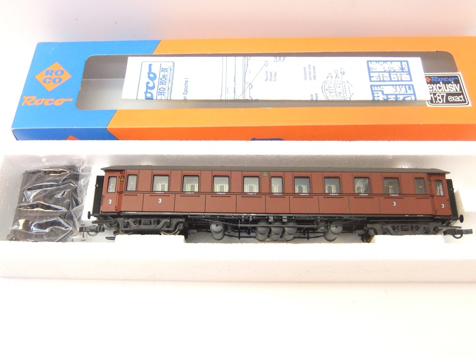 Roco 44218 HO 4-achs. Schnellzugwagen 3.Kl. der K.W.Sts.E. » Modellbahn ...