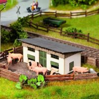 Noch 65608 HO BS Themenwelt  Schweinestall