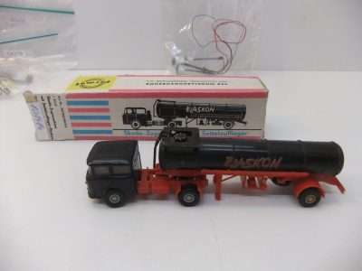 Espewe/Permot HO  Skoda S706 RTTn Sattelzugtankwagen "Elaskon"