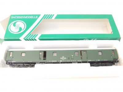 Sachsenmodelle 14298 HO 4-achs. Bahnpostwagen Ep.IV "Deutsche Post"